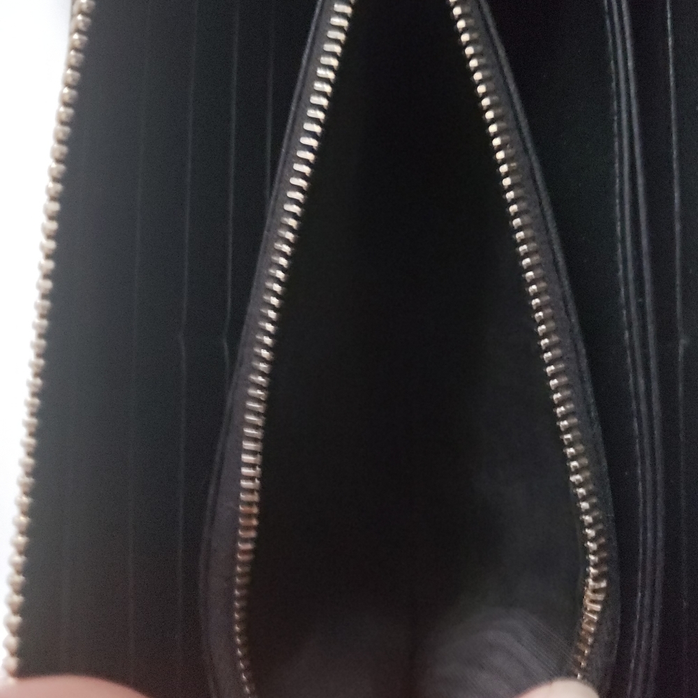 EUC Prada Zippy Wallet - Picture 9 of 11